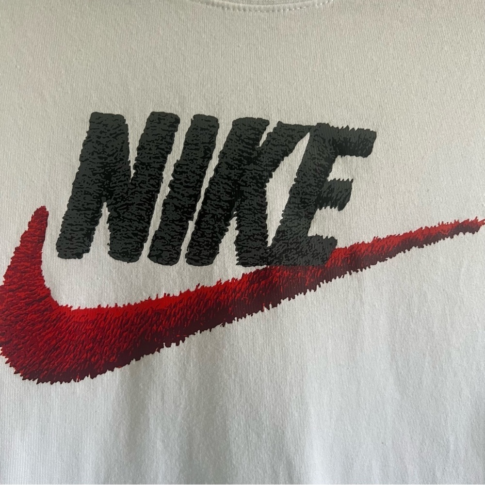 Nike Men’s Swoosh Logo T-Shirt White Large - Picture 2 of 4